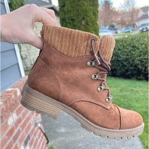 Size 9 women’s boots